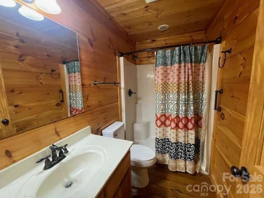 926 Cross Creek Drive, Rutherfordton, NC 28139.  MLS# CAR4331503, YatesRealty ID 23146. 