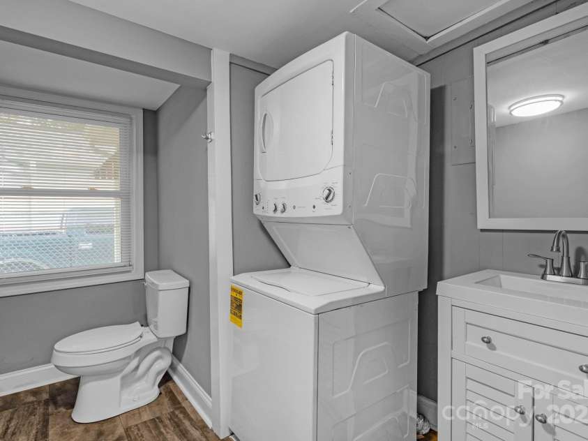 222 McCubbins Street, Salisbury, NC 28144.  MLS# CAR4264002, YatesRealty ID 23147. 