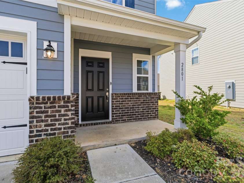 2801 Oldfield Drive, Monroe, NC 28110.  MLS# CAR4361095, YatesRealty ID 23147. Front Porch