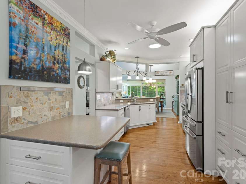 69 Old Pasture Way, Hendersonville, NC 28739.  MLS# CAR4380767, YatesRealty ID 23148. 