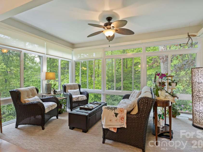 69 Old Pasture Way, Hendersonville, NC 28739.  MLS# CAR4380767, YatesRealty ID 23148. 