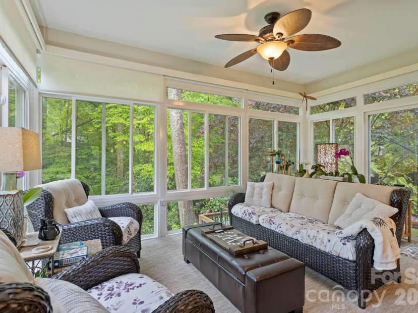 69 Old Pasture Way, Hendersonville, NC 28739.  MLS# CAR4380767, YatesRealty ID 23148. 