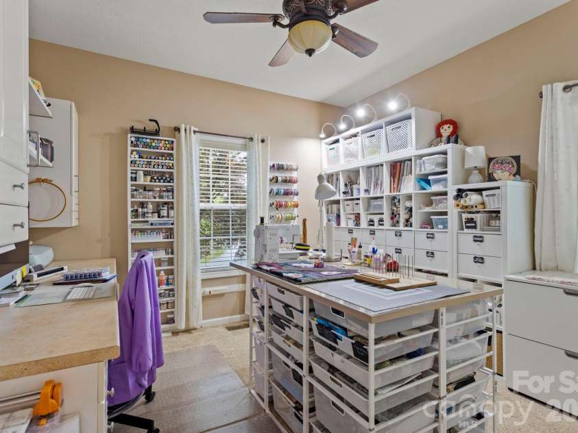 69 Old Pasture Way, Hendersonville, NC 28739.  MLS# CAR4380767, YatesRealty ID 23148. 