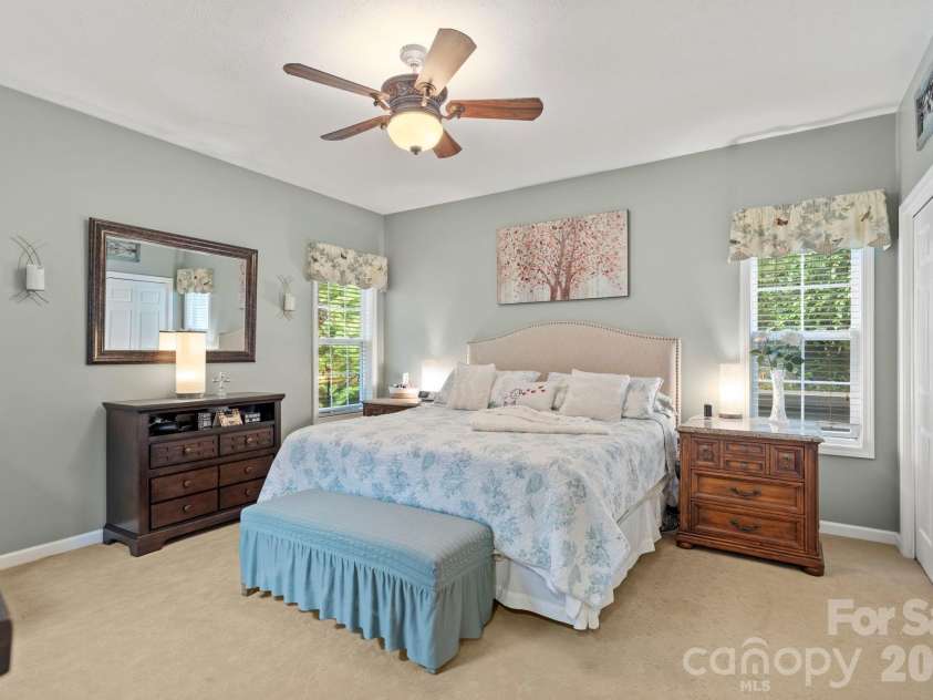 69 Old Pasture Way, Hendersonville, NC 28739.  MLS# CAR4380767, YatesRealty ID 23148. 