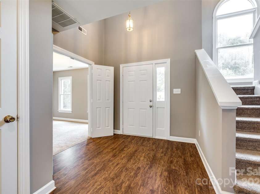 12812 Bradford Hill Lane, Huntersville, NC 28078.  MLS# CAR4271478, YatesRealty ID 23149. 