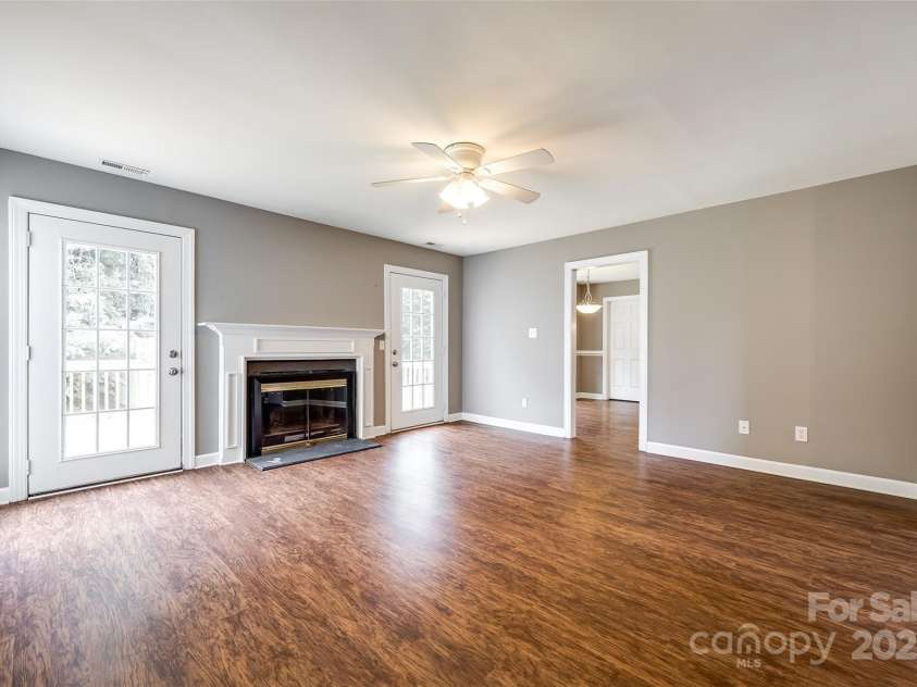 12812 Bradford Hill Lane, Huntersville, NC 28078.  MLS# CAR4271478, YatesRealty ID 23149. 