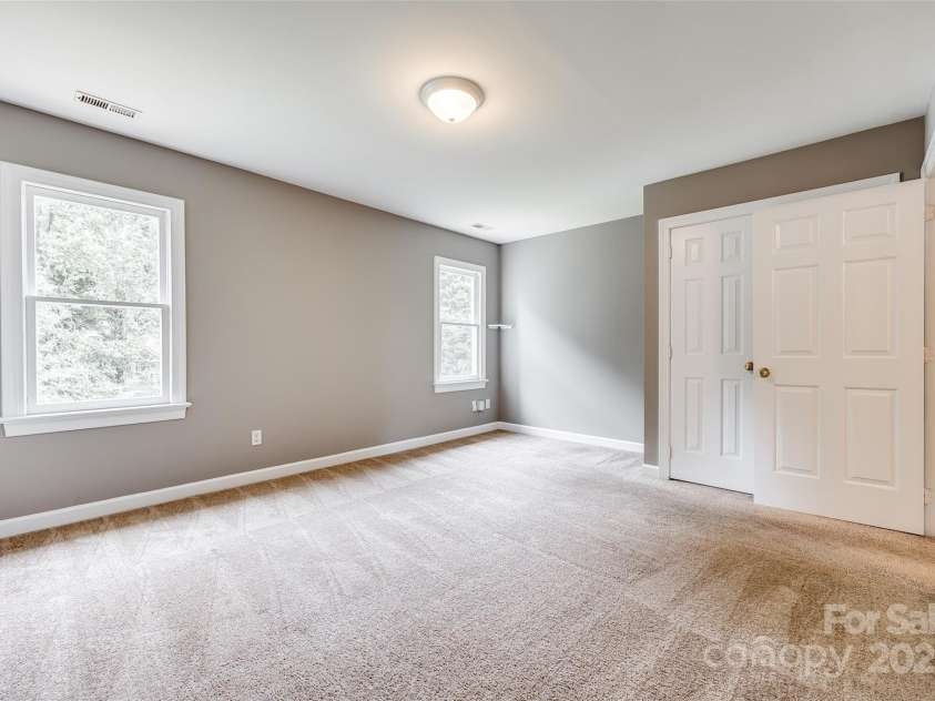12812 Bradford Hill Lane, Huntersville, NC 28078.  MLS# CAR4271478, YatesRealty ID 23149. 