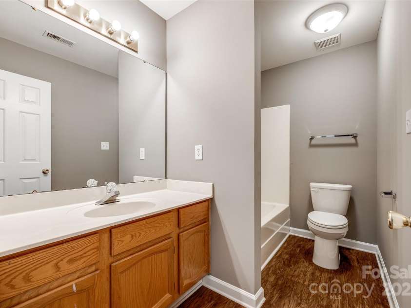 12812 Bradford Hill Lane, Huntersville, NC 28078.  MLS# CAR4271478, YatesRealty ID 23149. 