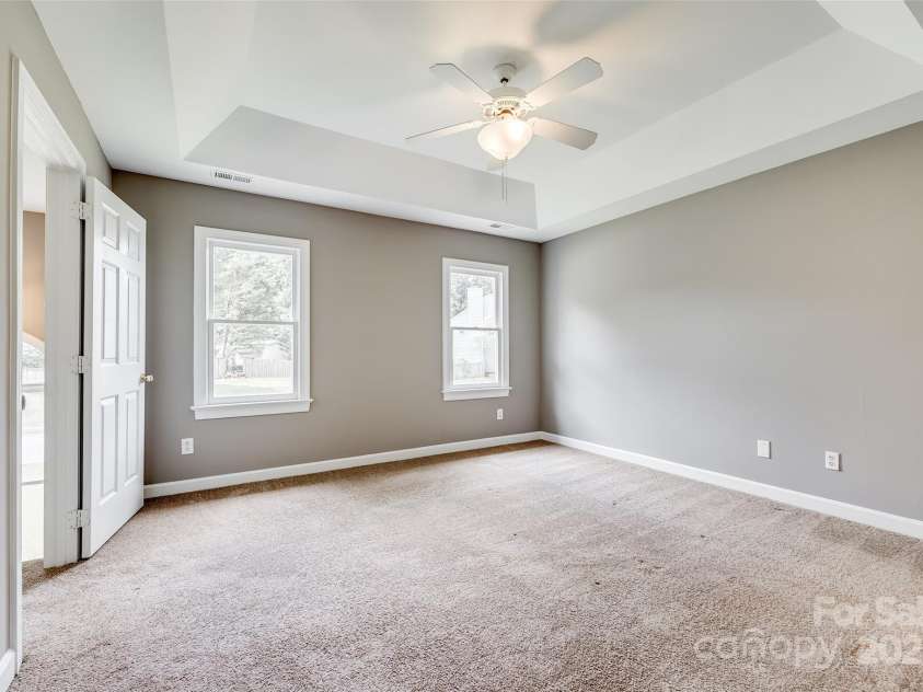 12812 Bradford Hill Lane, Huntersville, NC 28078.  MLS# CAR4271478, YatesRealty ID 23149. 