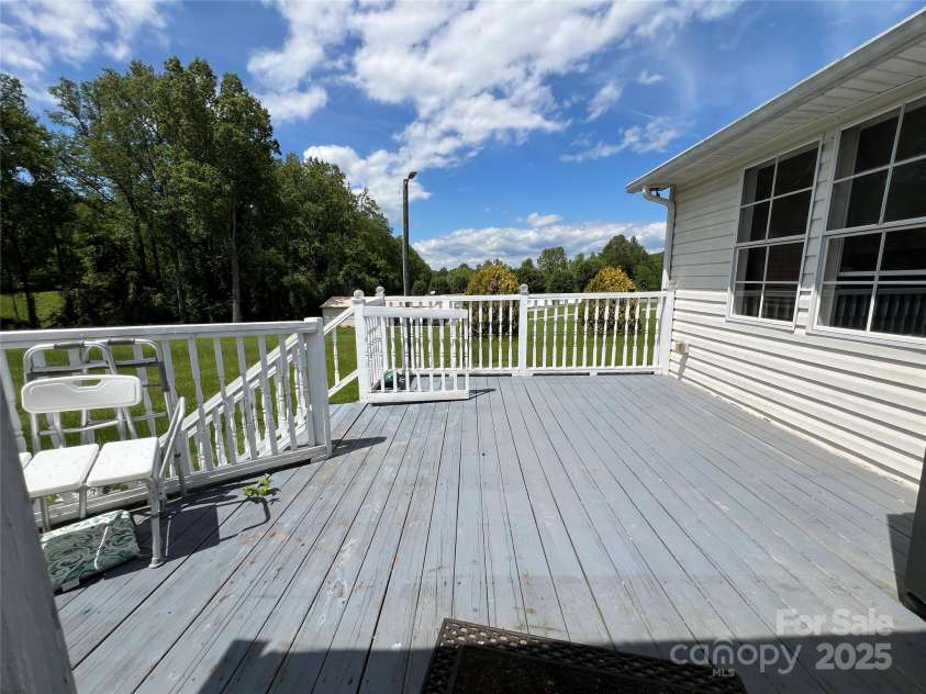 169 Meadow Creek Drive, Forest City, NC 28043.  MLS# CAR4252939, YatesRealty ID 23151. 
