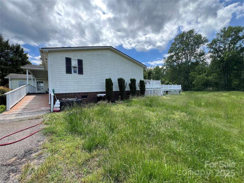 169 Meadow Creek Drive, Forest City, NC 28043.  MLS# CAR4252939, YatesRealty ID 23151. 
