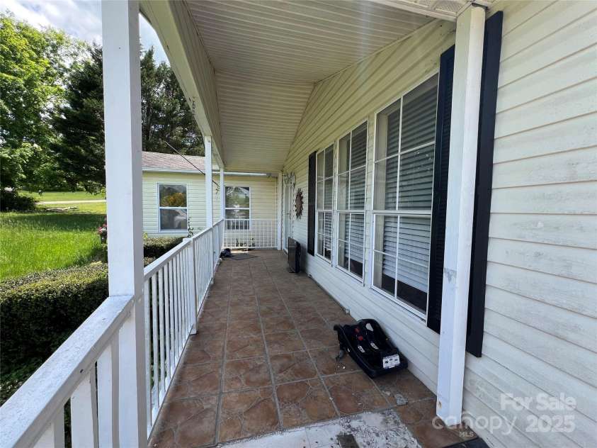 169 Meadow Creek Drive, Forest City, NC 28043.  MLS# CAR4252939, YatesRealty ID 23151. 