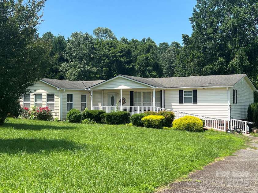 169 Meadow Creek Drive, Forest City, NC 28043.  MLS# CAR4252939, YatesRealty ID 23151. 