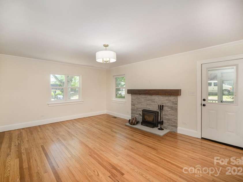 45 Mckinnon Avenue, Concord, NC 28025.  MLS# CAR4245180, YatesRealty ID 23153. 