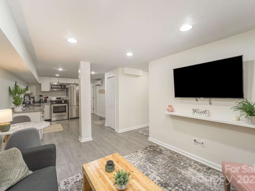 45 Mckinnon Avenue, Concord, NC 28025.  MLS# CAR4245180, YatesRealty ID 23153. 