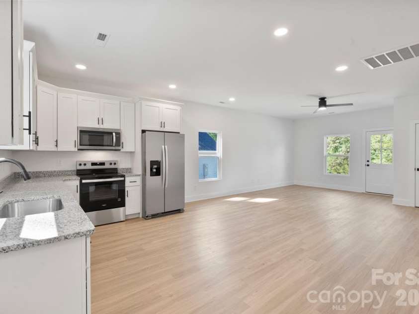 1026 Walnut Street, Albemarle, NC 28001.  MLS# CAR4380873, YatesRealty ID 23155. 