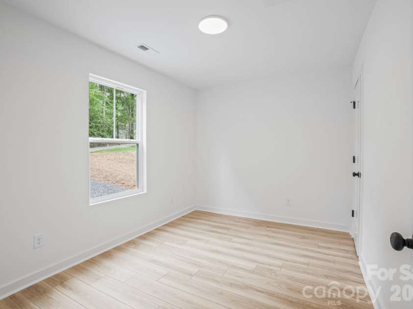 1300 Rainbow Drive, Shelby, NC 28152.  MLS# CAR4381591, YatesRealty ID 23156. 