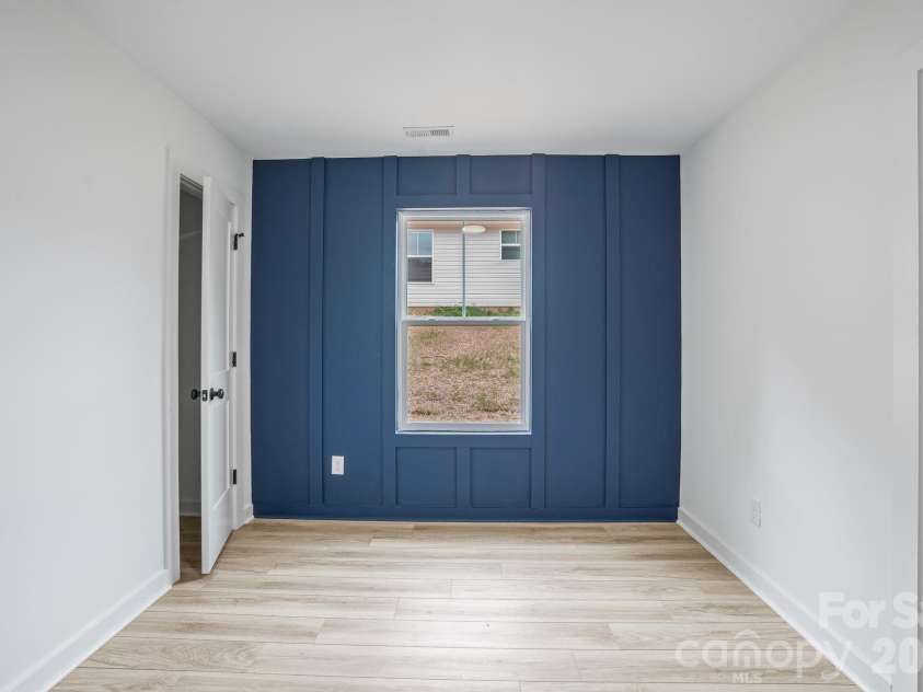 1300 Rainbow Drive, Shelby, NC 28152.  MLS# CAR4381591, YatesRealty ID 23156. 