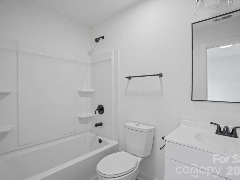 1300 Rainbow Drive, Shelby, NC 28152.  MLS# CAR4381591, YatesRealty ID 23156. 