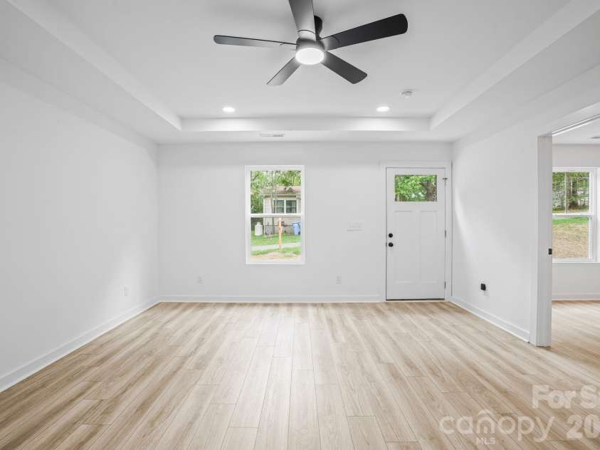 1300 Rainbow Drive, Shelby, NC 28152.  MLS# CAR4381591, YatesRealty ID 23156. 