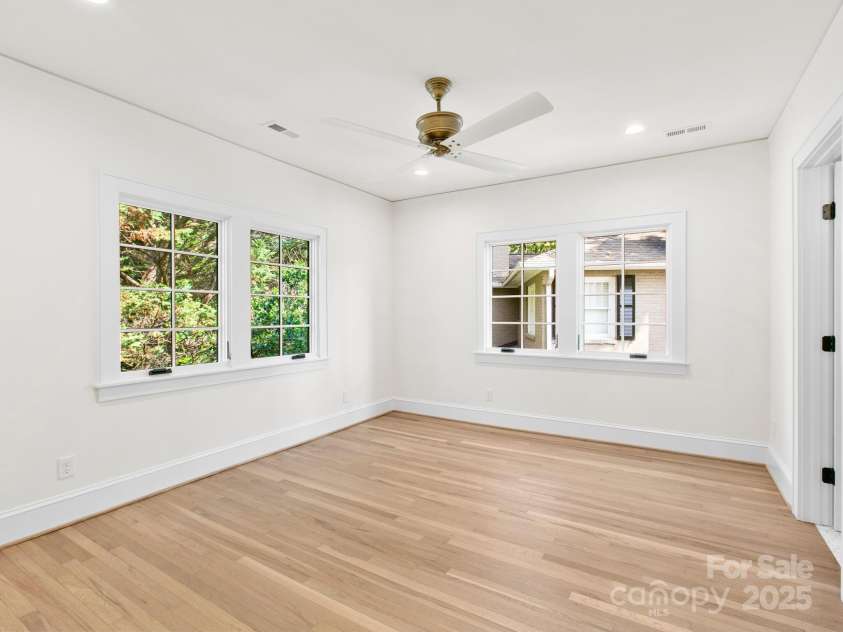 18 Normandy Road, Asheville, NC 28803.  MLS# CAR4272527, YatesRealty ID 23158. Bedroom 3