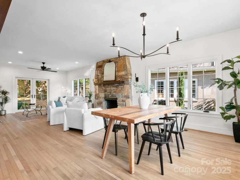 18 Normandy Road, Asheville, NC 28803.  MLS# CAR4272527, YatesRealty ID 23158. Open living/dining