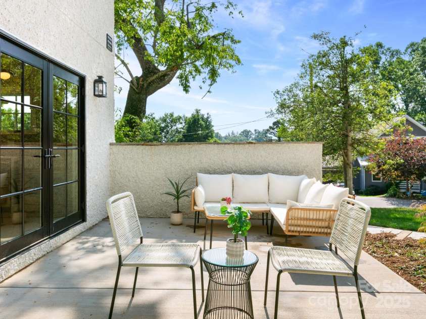 18 Normandy Road, Asheville, NC 28803.  MLS# CAR4272527, YatesRealty ID 23158. Outdoor dining/living space with gas hook-up
