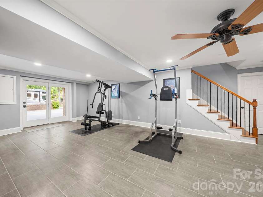 4531 Montibello Drive, Charlotte, NC 28226.  MLS# CAR4381155, YatesRealty ID 23159. 