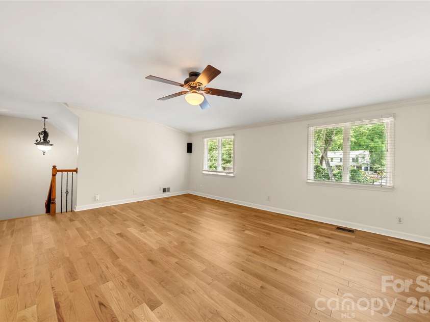4531 Montibello Drive, Charlotte, NC 28226.  MLS# CAR4381155, YatesRealty ID 23159. Upper level