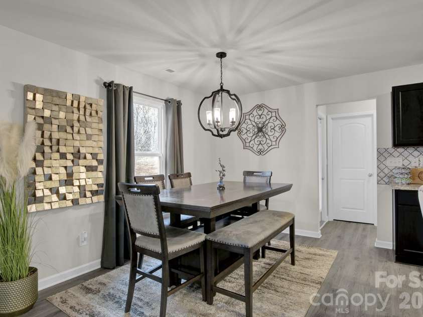 865 Old Linwood Road, Lexington, NC 27292.  MLS# CAR4340642, YatesRealty ID 2316. Dining Area - view 2