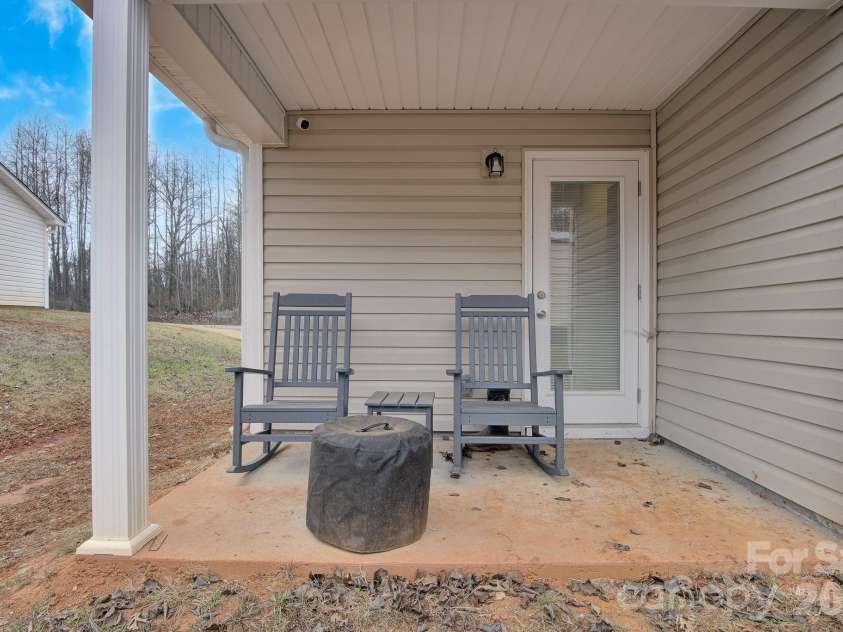 865 Old Linwood Road, Lexington, NC 27292.  MLS# CAR4340642, YatesRealty ID 2316. Patio
