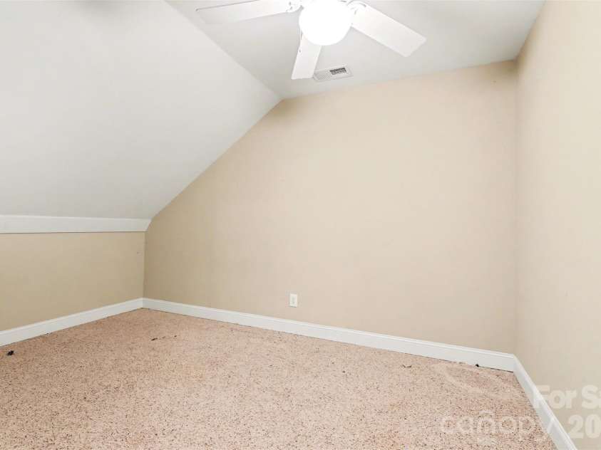 120 Wildiris Drive, Mooresville, NC 28117.  MLS# CAR4366564, YatesRealty ID 23161. 