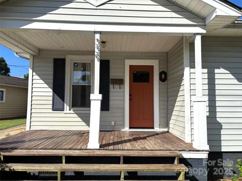 339 Mayflower Avenue, Cramerton, NC 28032.  MLS# CAR4270605, YatesRealty ID 23161. Large front porch