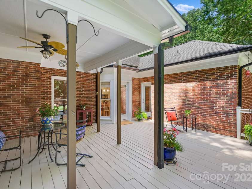 5008 Saddle Horn Trail, Weddington, NC 28104.  MLS# CAR4273689, YatesRealty ID 23163. 