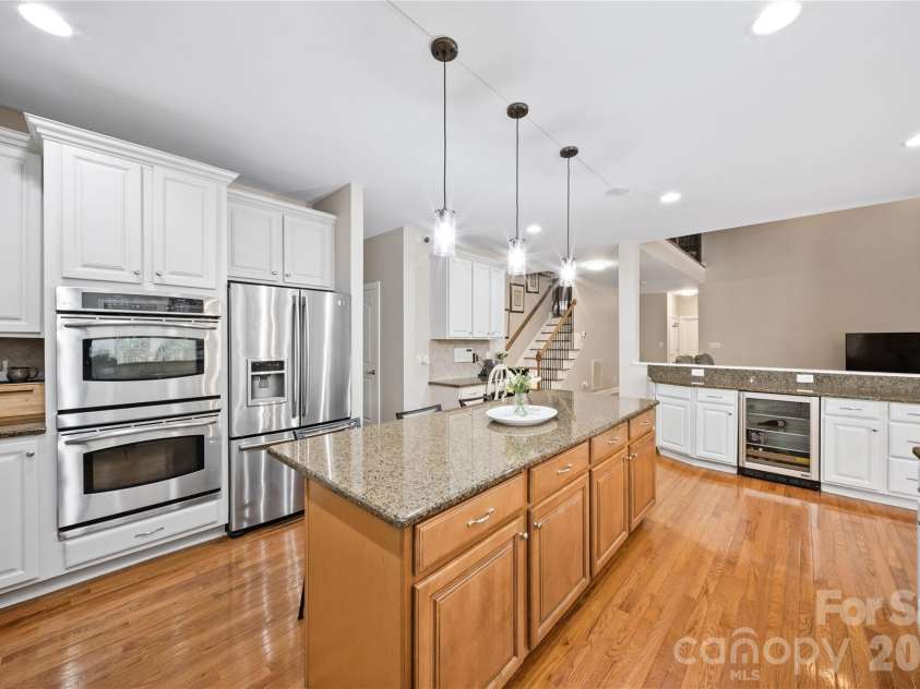 14825 Capricorn Lane, Charlotte, NC 28277.  MLS# CAR4381245, YatesRealty ID 23164. 