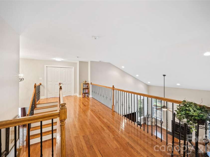 14825 Capricorn Lane, Charlotte, NC 28277.  MLS# CAR4381245, YatesRealty ID 23164. 