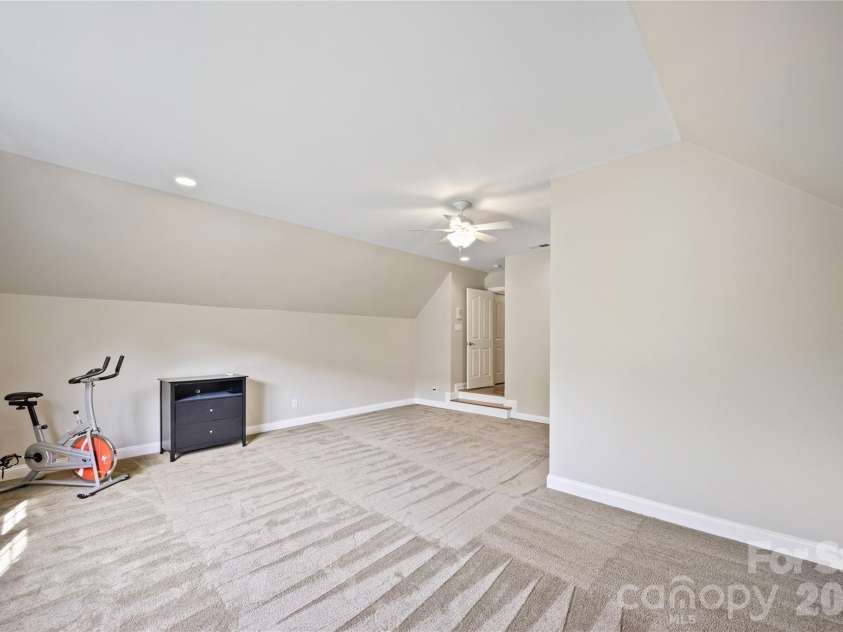 14825 Capricorn Lane, Charlotte, NC 28277.  MLS# CAR4381245, YatesRealty ID 23164. 