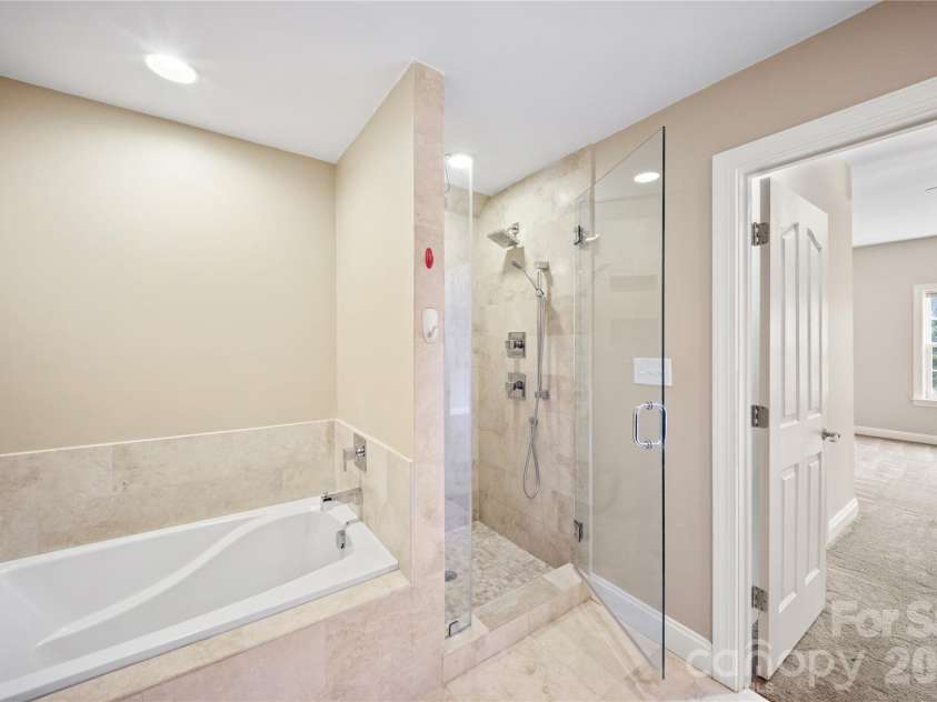 14825 Capricorn Lane, Charlotte, NC 28277.  MLS# CAR4381245, YatesRealty ID 23164. 