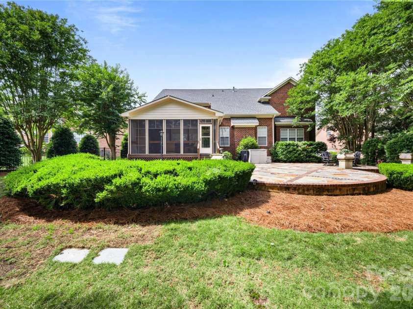 14825 Capricorn Lane, Charlotte, NC 28277.  MLS# CAR4381245, YatesRealty ID 23164. 
