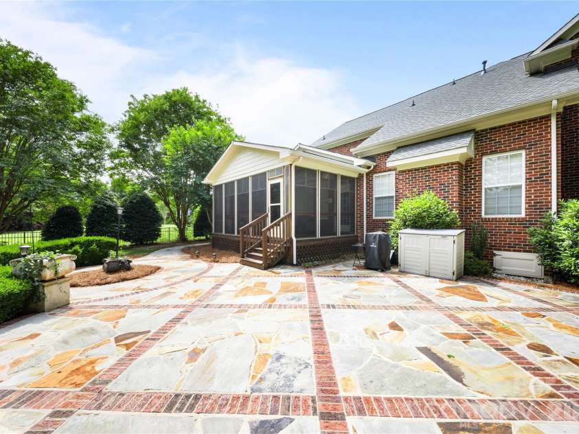 14825 Capricorn Lane, Charlotte, NC 28277.  MLS# CAR4381245, YatesRealty ID 23164. 