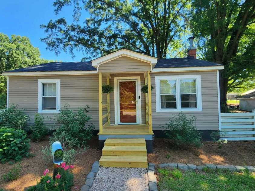 222 Carrie Drive, Oakboro, NC 28129.  MLS# CAR4378806, YatesRealty ID 23165. Come On Inside!