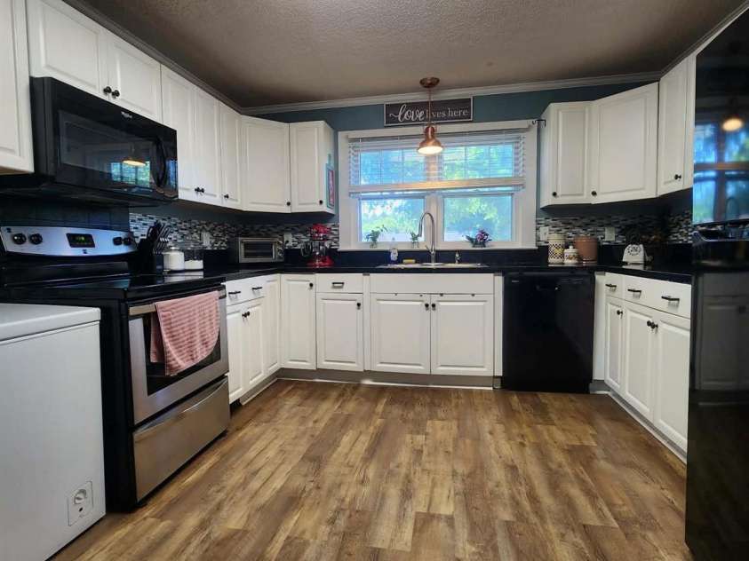 222 Carrie Drive, Oakboro, NC 28129.  MLS# CAR4378806, YatesRealty ID 23165. Spacious Kitchen 