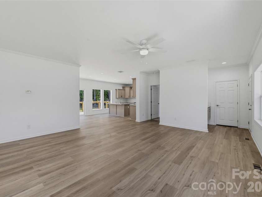 109 Sarah Avenue, Newton, NC 28658.  MLS# CAR4383334, YatesRealty ID 23167. 