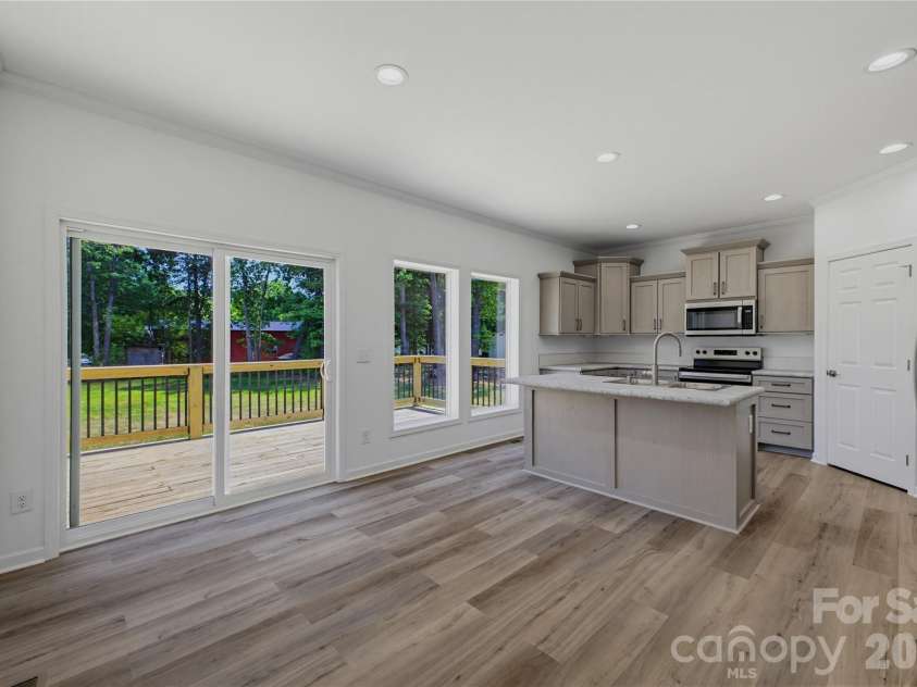 109 Sarah Avenue, Newton, NC 28658.  MLS# CAR4383334, YatesRealty ID 23167. 