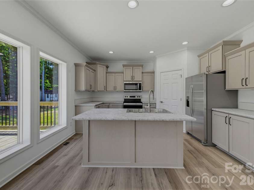109 Sarah Avenue, Newton, NC 28658.  MLS# CAR4383334, YatesRealty ID 23167. 