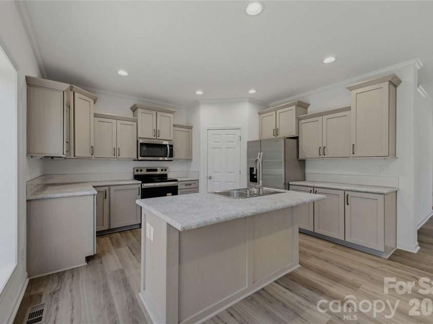 109 Sarah Avenue, Newton, NC 28658.  MLS# CAR4383334, YatesRealty ID 23167. 
