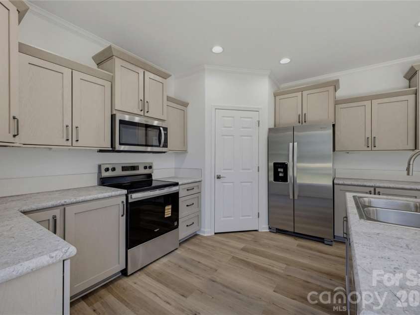 109 Sarah Avenue, Newton, NC 28658.  MLS# CAR4383334, YatesRealty ID 23167. 