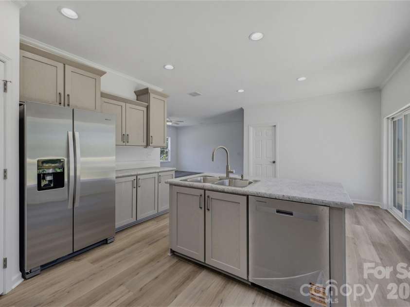 109 Sarah Avenue, Newton, NC 28658.  MLS# CAR4383334, YatesRealty ID 23167. 