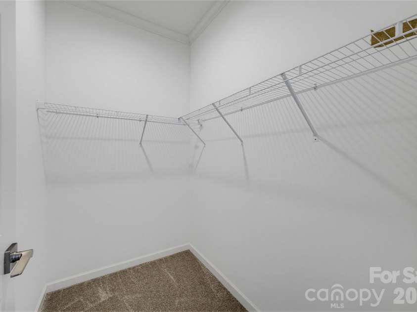 109 Sarah Avenue, Newton, NC 28658.  MLS# CAR4383334, YatesRealty ID 23167. 