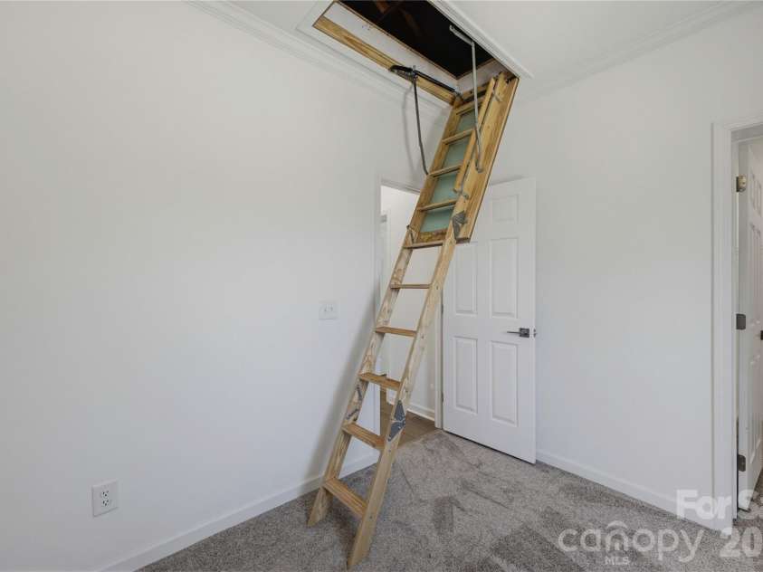 109 Sarah Avenue, Newton, NC 28658.  MLS# CAR4383334, YatesRealty ID 23167. 
